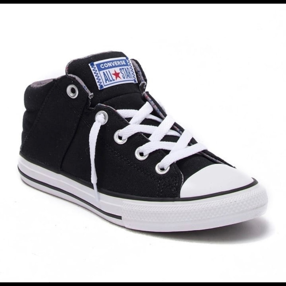 Converse - Picture 2 of 6